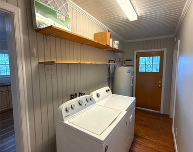 4908 Elder Avenue - Photo Thumbnail 17