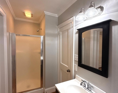 4908 Elder Avenue - Photo Thumbnail 13