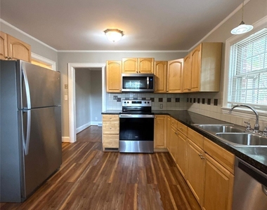 4908 Elder Avenue - Photo Thumbnail 8
