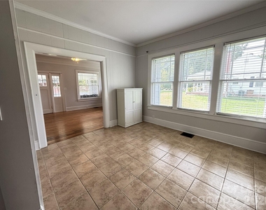 629 N Cedar Street - Photo Thumbnail 5