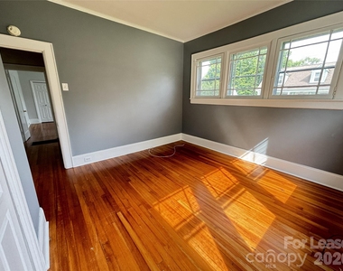 629 N Cedar Street - Photo Thumbnail 7