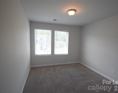 220 Briana Marie Way - Photo Thumbnail 17