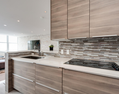 888 Intracoastal Drive - Photo Thumbnail 7