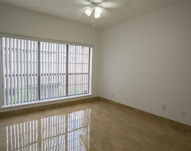 5859 Frankford Road - Photo Thumbnail 11