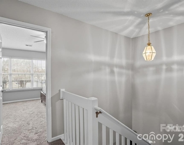 12350 Hennigan Place Lane - Photo Thumbnail 6