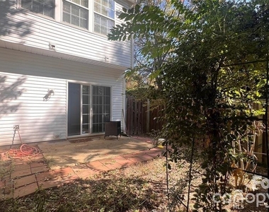 3261 Mannington Drive - Photo Thumbnail 11