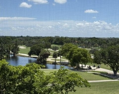 250 Jacaranda Drive - Photo Thumbnail 2