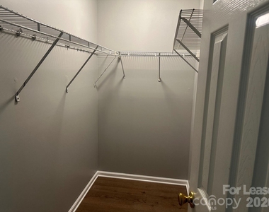 5209 Ficus Tree Lane - Photo Thumbnail 8