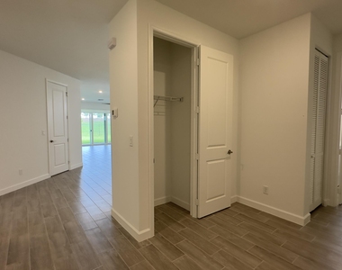 1473 Wandering Willow Way - Photo Thumbnail 12