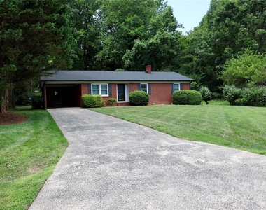 103 Abingdon Circle - Photo Thumbnail 38