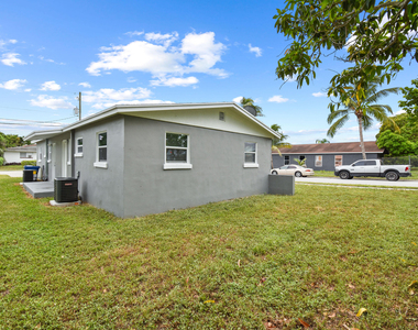 968 W 9th Street - Photo Thumbnail 27