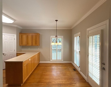 2649 Willowbrook Drive - Photo Thumbnail 7