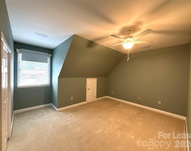 2649 Willowbrook Drive - Photo Thumbnail 18