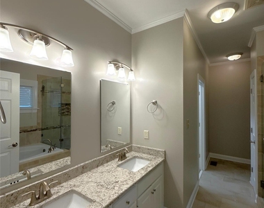 2649 Willowbrook Drive - Photo Thumbnail 12