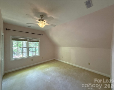 2649 Willowbrook Drive - Photo Thumbnail 19