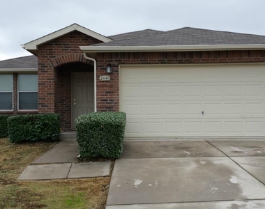 2640 Annalea Lane - Photo Thumbnail 11