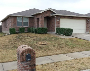 2640 Annalea Lane - Photo Thumbnail 12