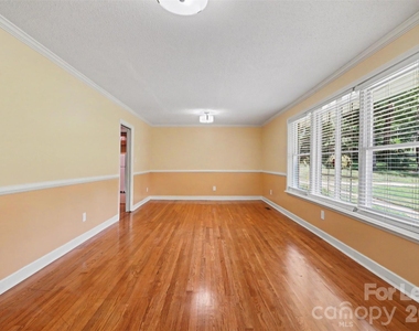 7017 Linda Lake Drive - Photo Thumbnail 8