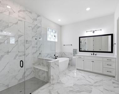 320 Telico Court - Photo Thumbnail 14