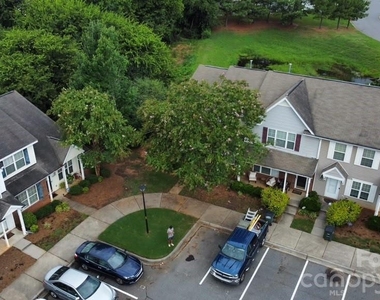 10131 Ballyclare Court - Photo Thumbnail 25