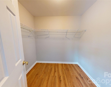 10131 Ballyclare Court - Photo Thumbnail 19