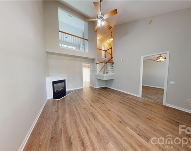 10131 Ballyclare Court - Photo Thumbnail 3