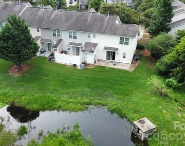 10131 Ballyclare Court - Photo Thumbnail 27