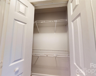 10131 Ballyclare Court - Photo Thumbnail 15