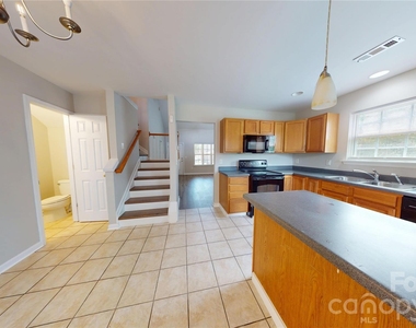 10131 Ballyclare Court - Photo Thumbnail 7