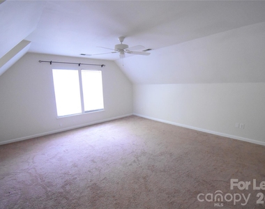 3704 Wind Ridge Place - Photo Thumbnail 23