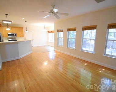 3704 Wind Ridge Place - Photo Thumbnail 4