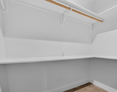 2817 Clinton Avenue - Photo Thumbnail 29