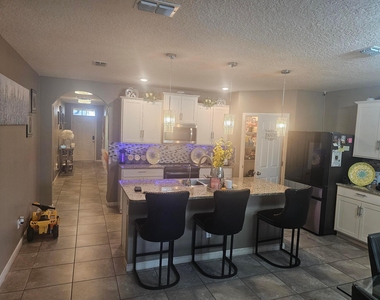 6038 Nw Regent Street - Photo Thumbnail 12