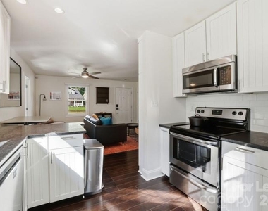 2508 Rozzelles Ferry Road - Photo Thumbnail 12