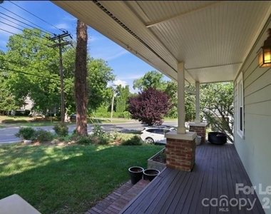 2508 Rozzelles Ferry Road - Photo Thumbnail 4