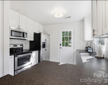 2508 Rozzelles Ferry Road - Photo Thumbnail 13