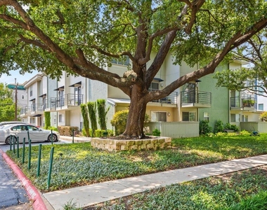 4211 Holland Avenue - Photo Thumbnail 11