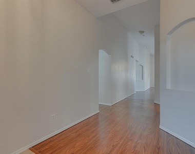 10124 Pear Street - Photo Thumbnail 11
