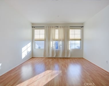 15984 Paul Court - Photo Thumbnail 22