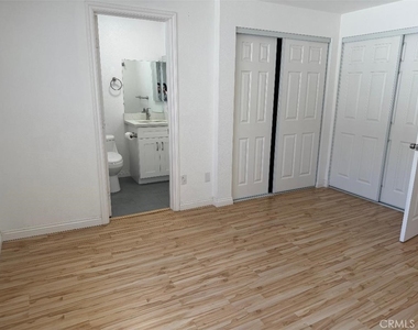 5215 Rosemead Boulevard - Photo Thumbnail 6