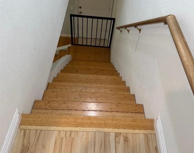 5215 Rosemead Boulevard - Photo Thumbnail 11