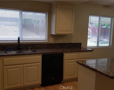 8739 Belladona - Photo Thumbnail 10