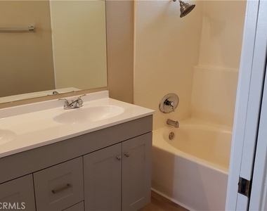 8739 Belladona - Photo Thumbnail 24