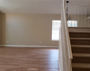 8739 Belladona - Photo Thumbnail 4