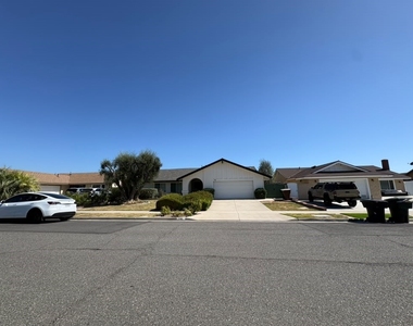 718 Alcott Avenue - Photo Thumbnail 41