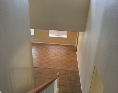 5934 Greyville - Photo Thumbnail 14