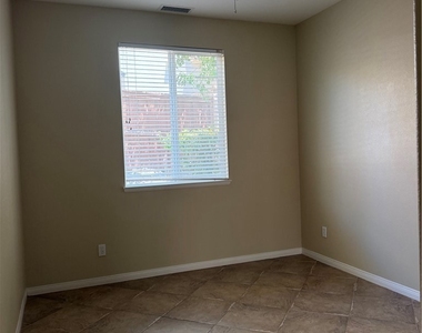 5934 Greyville - Photo Thumbnail 7