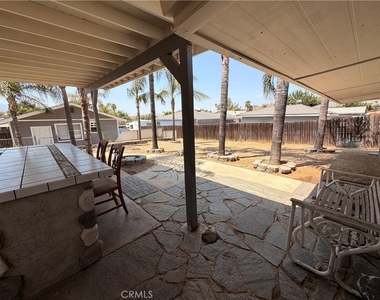 258 E Hill - Photo Thumbnail 7