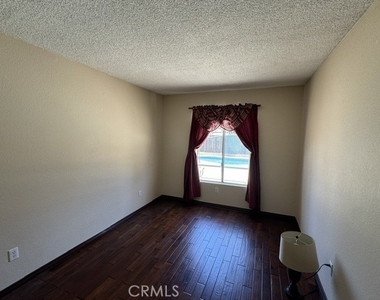 791 Kingfisher Court - Photo Thumbnail 9