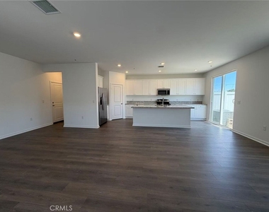 29298 Victoria Beach Boulevard - Photo Thumbnail 9